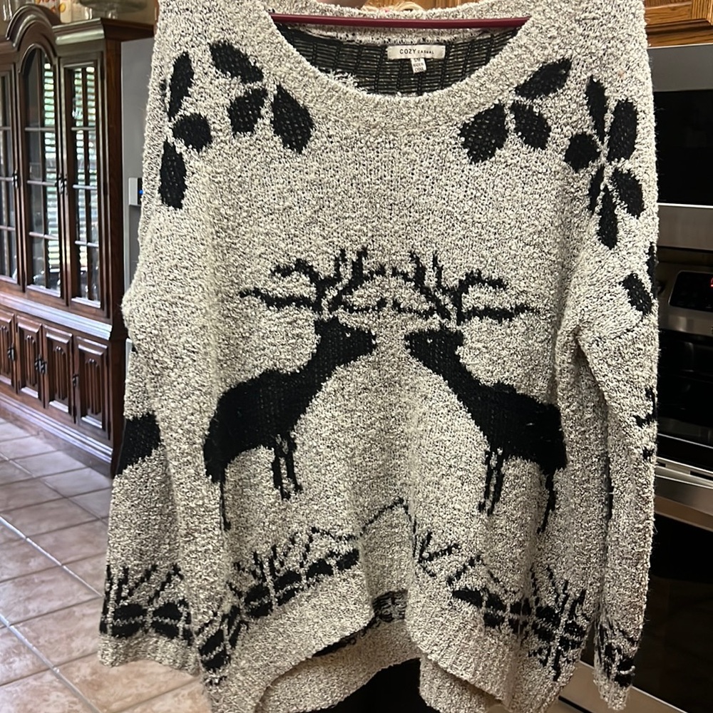 Cozy Casual Christmas sweater s/m oversized